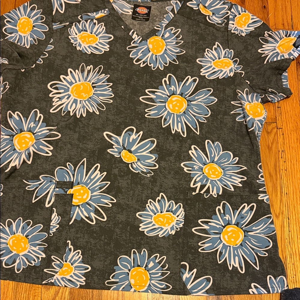 Dickies Scrub Top Floral Print Shirt - Gray and Blue